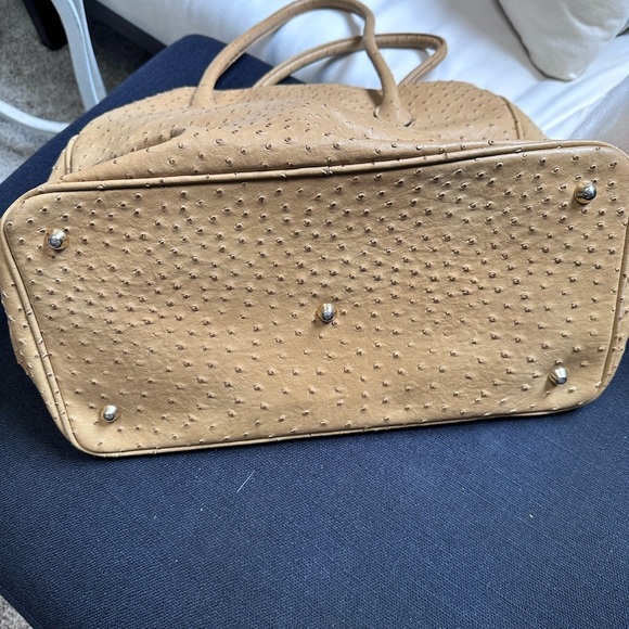 Gilli Tan Hobo Bag Purse ostrich Leather Gold Metal Carry On, Doctor, Commuter - Picture 7 of 15